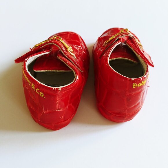 Baby Mickey and Co Red Faux Leather Logo Dress Shoes with Gold Details Size 2M - Picture 5 of 12